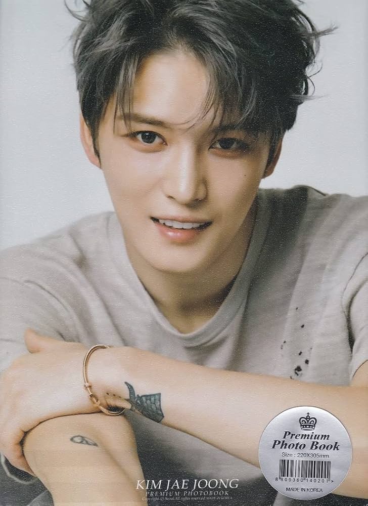 Amazon.co.jp: 超レア！□ジェジュンJYJ□プレミアム写真集大